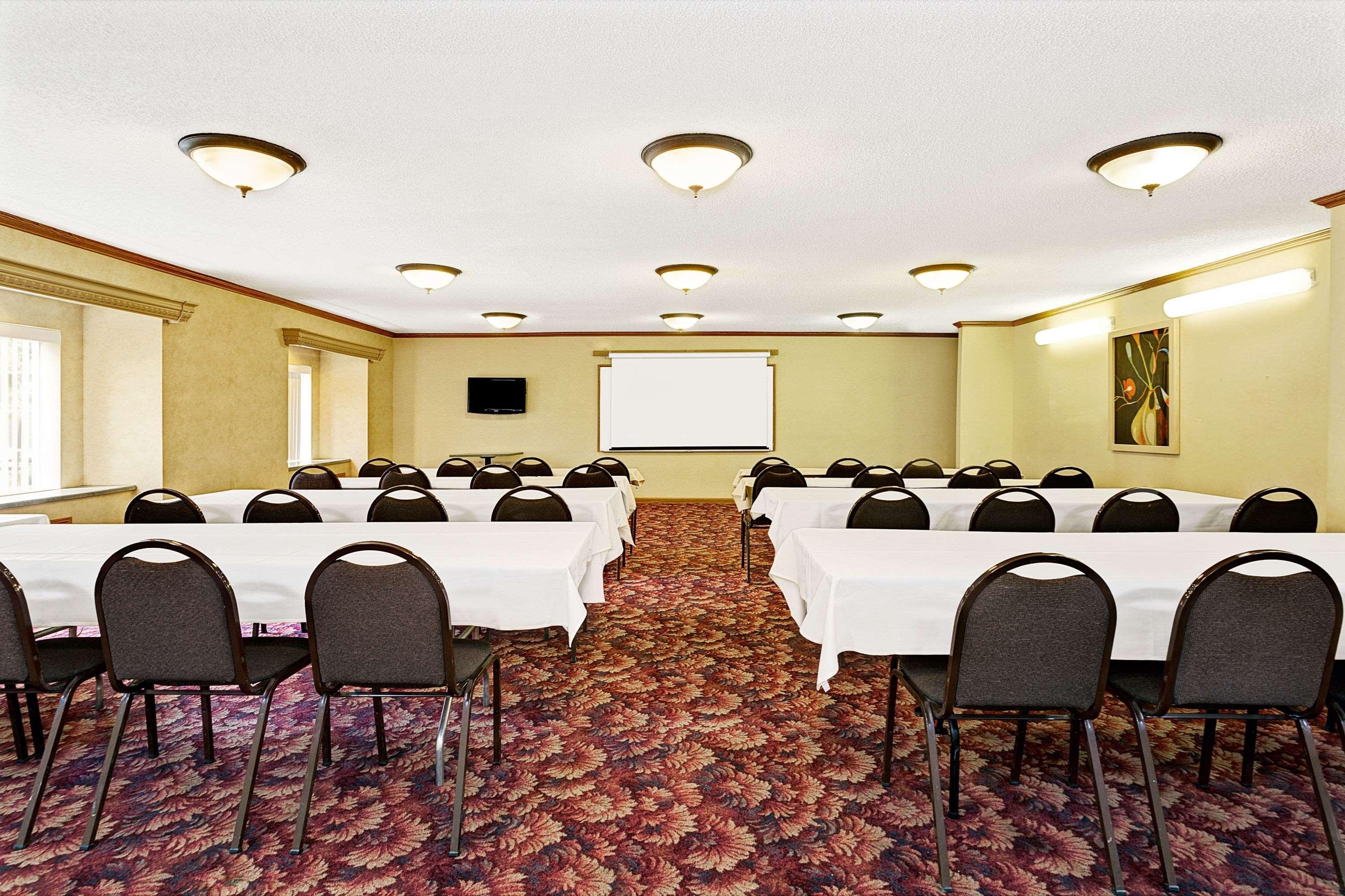 Microtel Inn & Suites By Wyndham Florence/Cincinnati Airpo Екстер'єр фото
