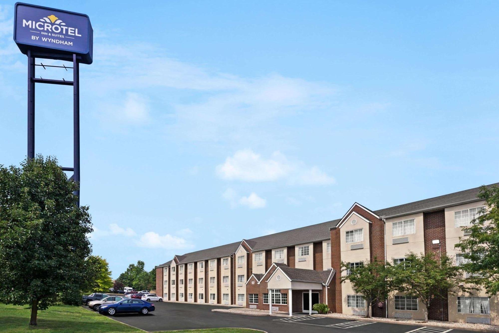 Microtel Inn & Suites By Wyndham Florence/Cincinnati Airpo Екстер'єр фото